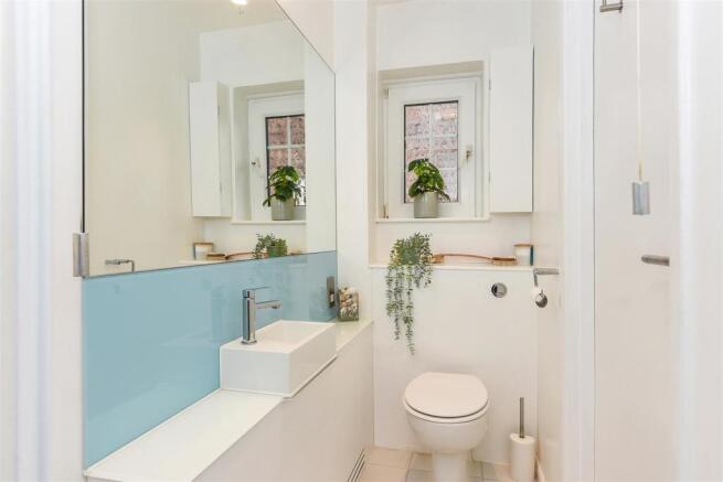 En Suite Shower Room