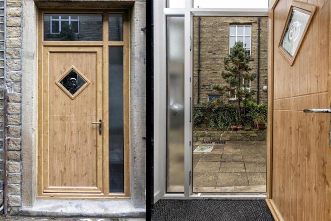 2 bed End of Terrace to rent Image 12