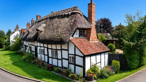 Lychgate Cottage, Church Street, Stratford-upon-avon CV37 8EJ