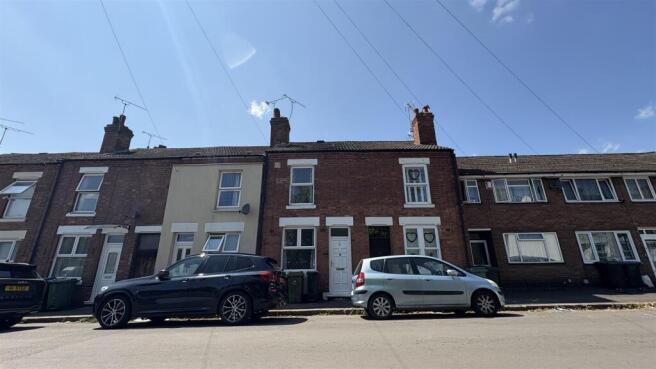 2-bed terraced on Francis Street, Foleshill, £140,000