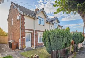 24, Teign Bank Road, Hinckley LE10 0EE