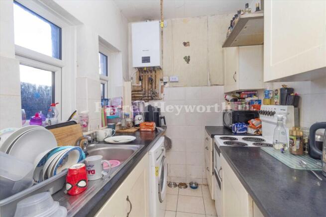 Kitchen T202609181626.jpg