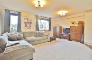 2, Tyndale Mews, Slough SL1 9LD