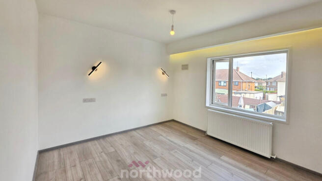 3 bed Semi-Detached for sale Image 9