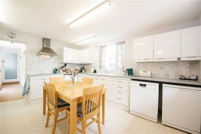 Kitchen/Breakfast