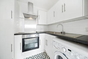 21, Sidmouth Court, Churchill Close, Dartford DA1 1QL