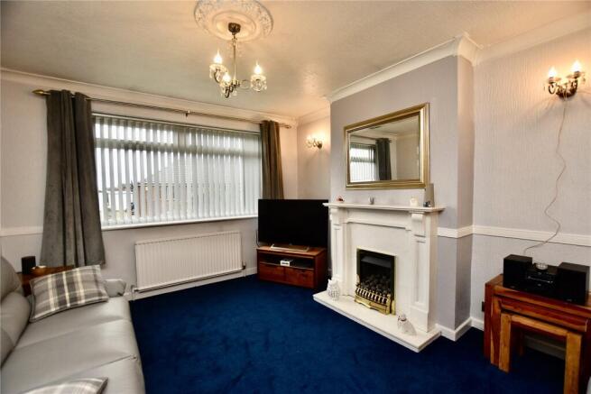 3 bed Semi-Detached Bungalow for sale Image 4