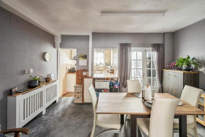 2 bed Terraced for sale Image 5