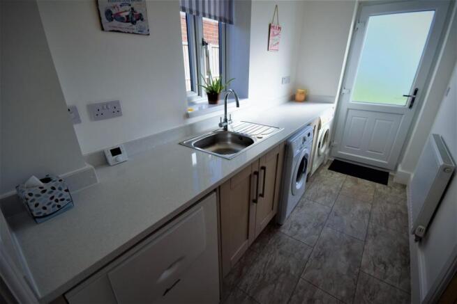 10 Wynnstay Lane Utility Room.JPG