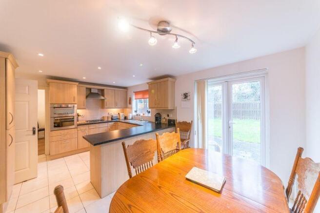 Kitchen/Breakfast Room
