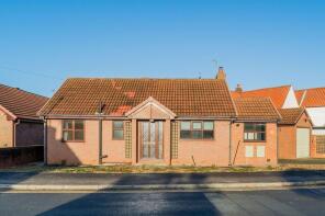 2, Manor Farm Close, Brayton YO8 9QX