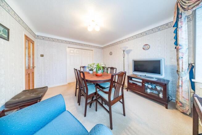 3-Middlehurst-Close-12