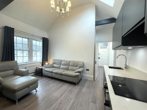 Apartment in Brighton - View 2