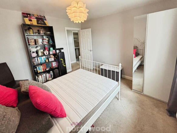 Photo 15