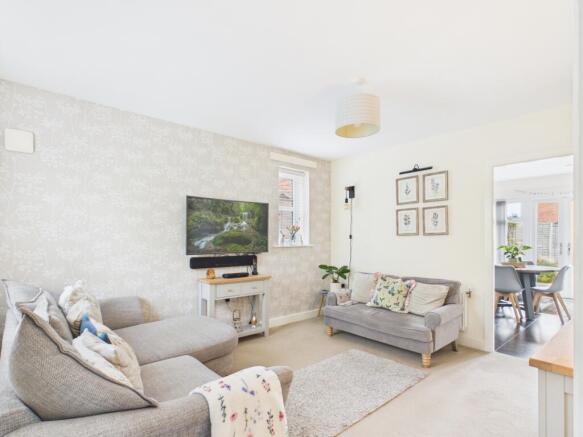 CAM02366G0-PR0150-STILL002