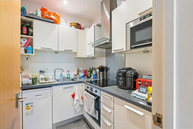 Pleasance Road, London, SW15 photo 4