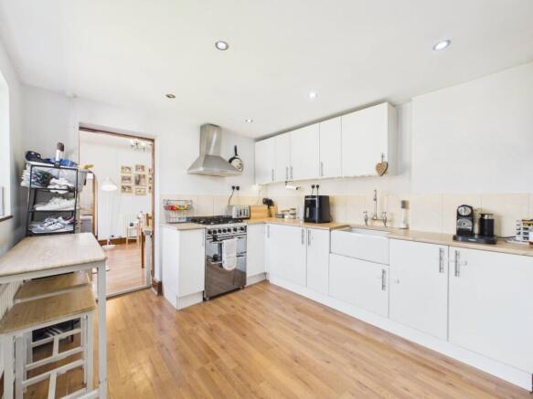 e8b57243a1774a5093e4d746d70a829a_100_CAM01538G0-PR