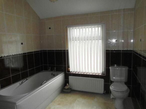 bathroom ff