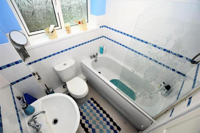 Bathroom.jpg