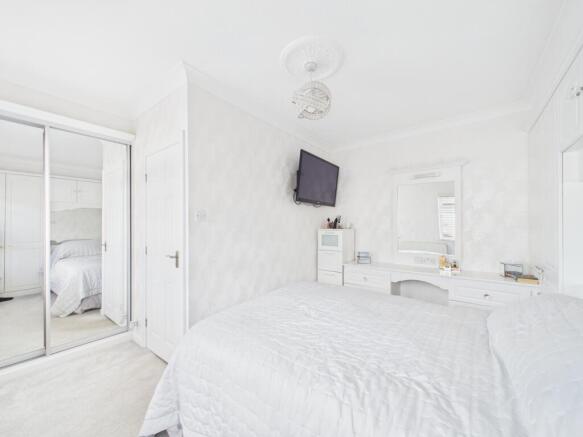 3 bed Terraced for sale Image 10