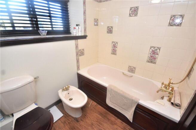 En-Suite Bathroom