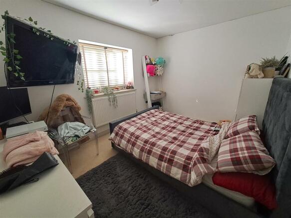 bedroom two.jpg
