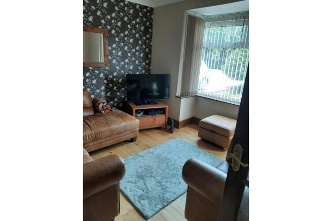 Bardon Road, Coalville, LE67 photo 4