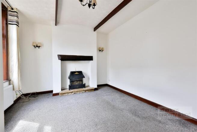 2 bed Terraced for sale Image 6