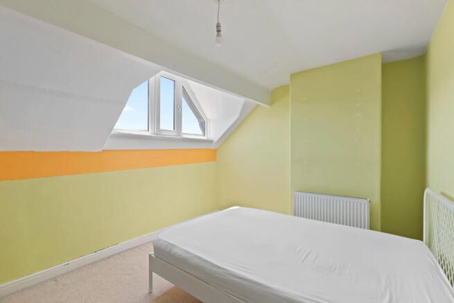 2 bed Terraced for sale Image 11