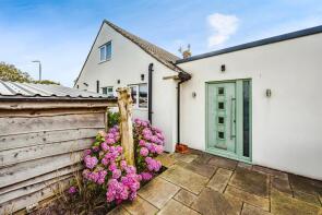 1, Broadley Crescent, Mount Tabor, Halifax HX2 0RL