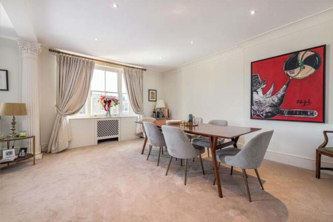 3- 60 Eaton Place...