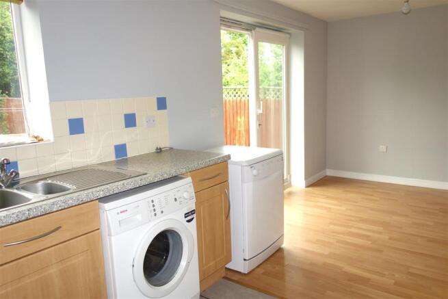 kitchen1.JPG