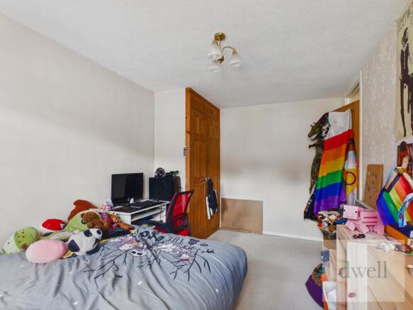 2 bed Flat for sale Image 7