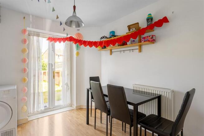 3 bed End of Terrace to rent Image 12