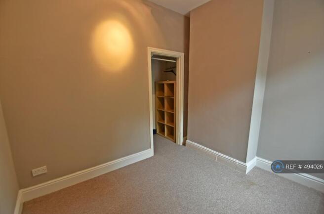 Middle Bedroom