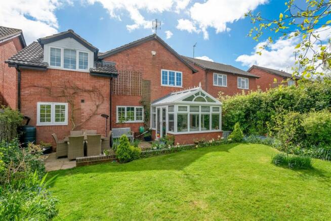 32 Furze Hill Road-17.jpg