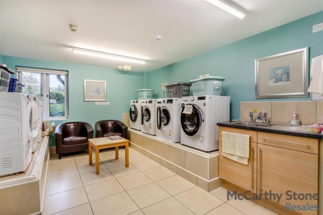 8667014-interior18.jpg