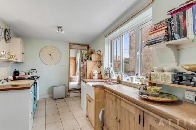 Attik 9 St Johns Road, Bungay NR35, 1DH (22).jpg