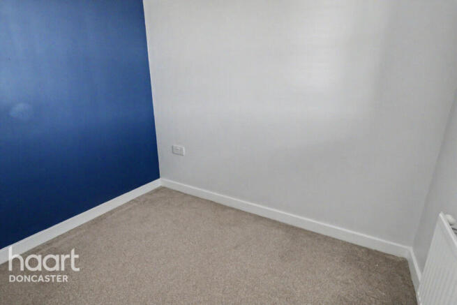 3 bed Town House for sale Image 10