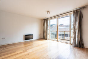 1, Queen Square Apartments, Bell Avenue, City Centre, Bristol BS1 4AP