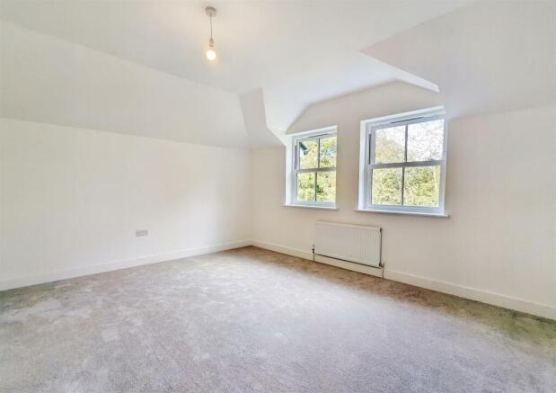 Bedroom . ..jpg