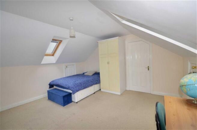 BEDROOM FIVE