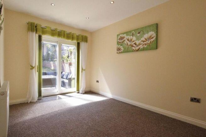 DINING ROOM/BE...