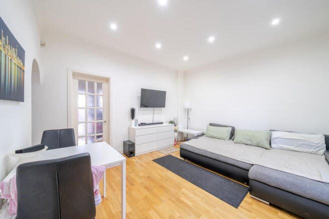 1408941-1-6989b04...