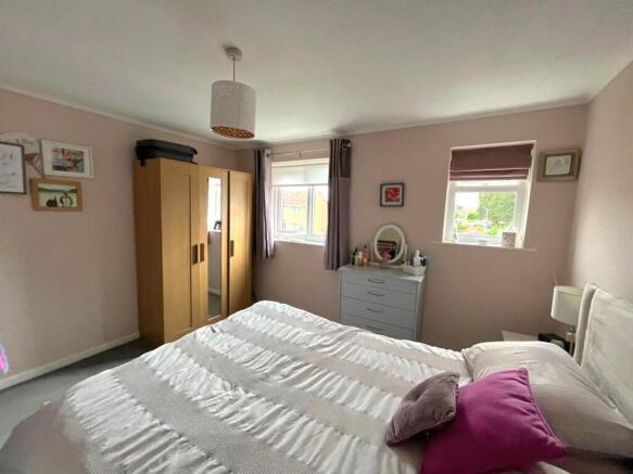 2 bed Terraced for sale Image 7