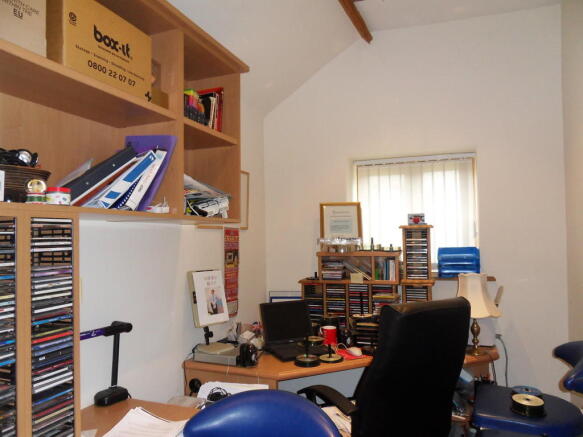 Photo 4