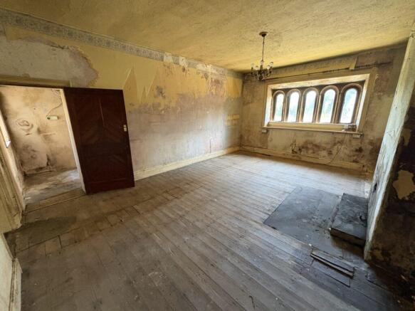 3 bed House for sale Image 11
