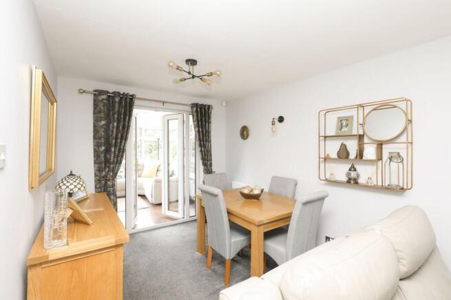 4 bed Detached for sale Image 12