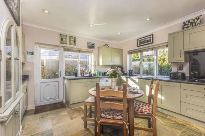 Kitchen/breakfast ro