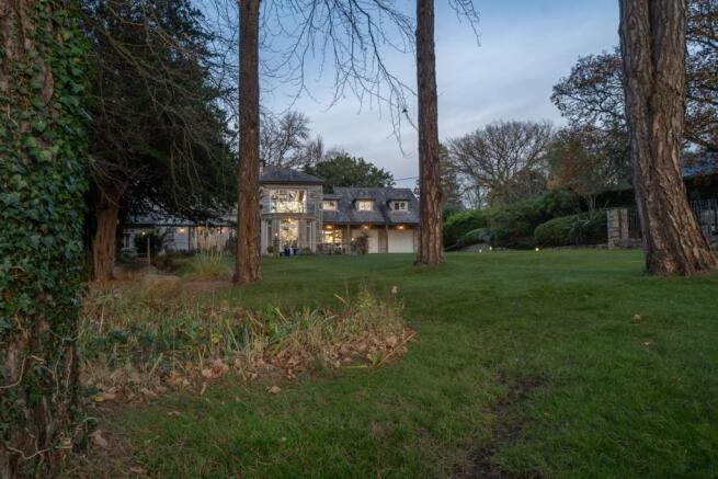 Front gardens